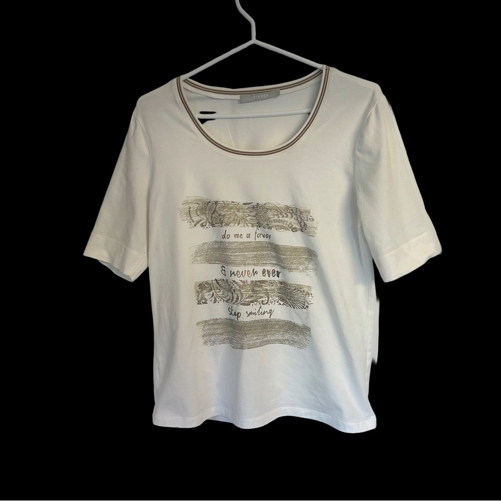 Bianca Women's Cream Graphic Tee with Gold Accents , Size M/L